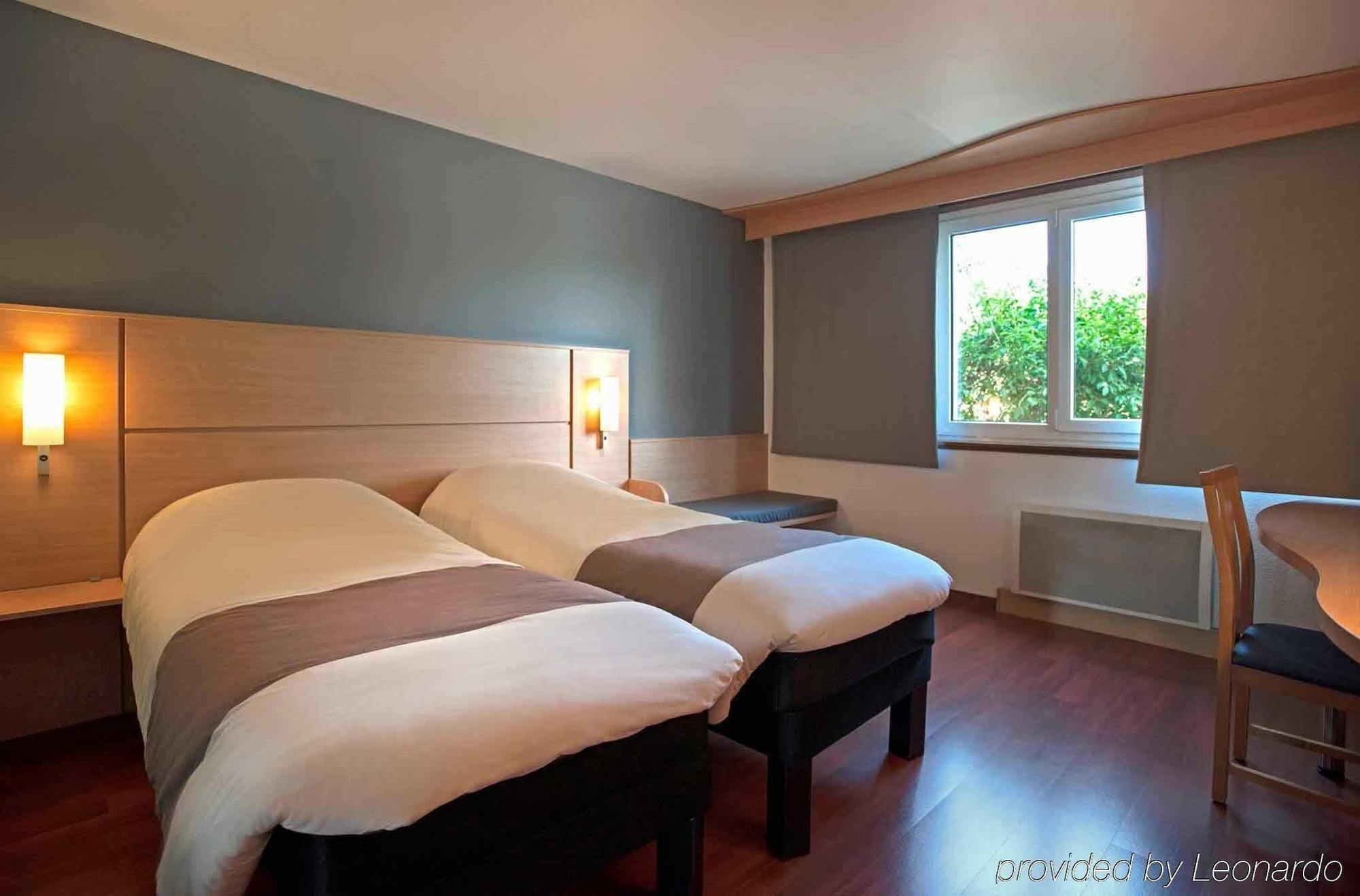 Ibis 3 Lacs Neuchatel Thielle Kültér fotó